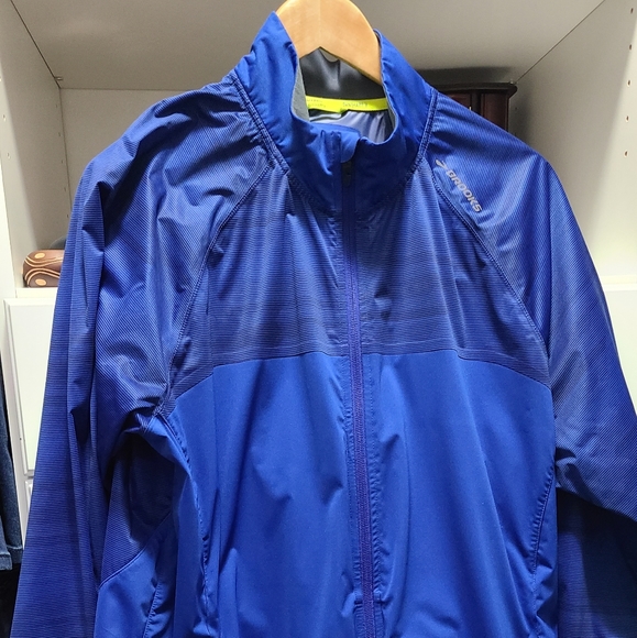 Brooks Running jacket Men's XL - Picture 1 of 2